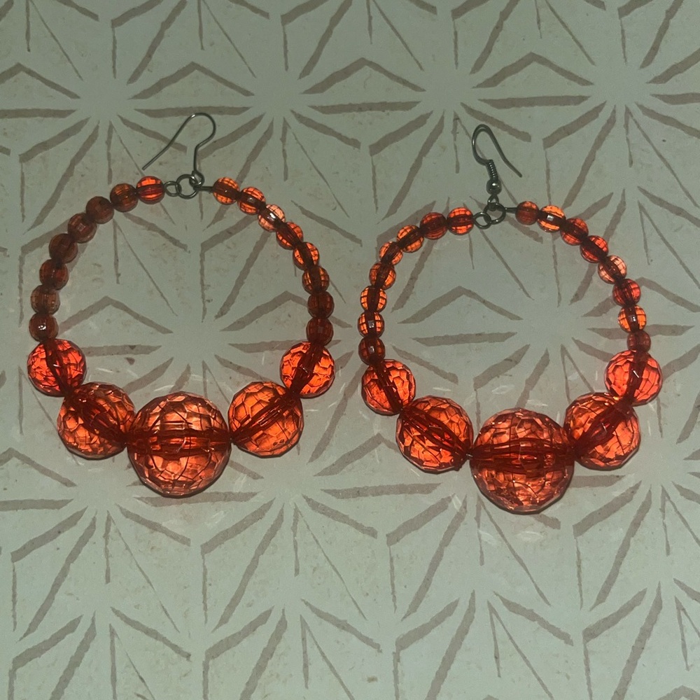 Raspberry Lucite Circle ⭕️ Earrings